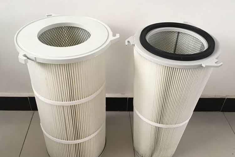 外三耳乐动(中国)是由一定长度的滤料成褶，首尾粘合而成的过滤筒，该滤筒无笼骨，安装简便