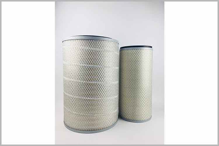 在吸入空气与燃油混合之前，货车乐动在线注册滤去空气中尘土、碳及杂物，然后保障了吸入空气的清洁