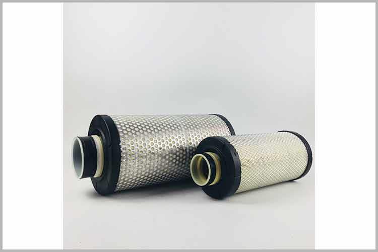 定期清洗工业乐动在线注册油盘和更换机油