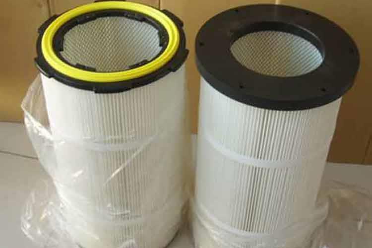 乐动(中国)工作环境湿度的考虑，如果环境湿度较大，容易引起粉尘吸潮，这时可考虑选择具有防水功能的滤材